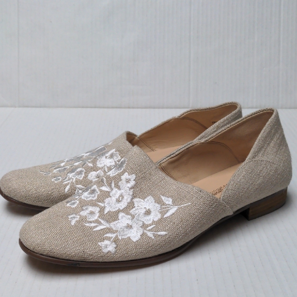 Clarks Pure Tone Natural Interest Fabric Embroidered Slip On Flats Sz 9